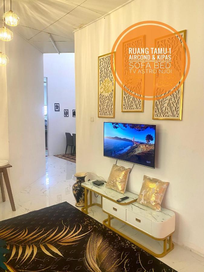 Lh Homestay Bandar Utama Gua Musang Esterno foto