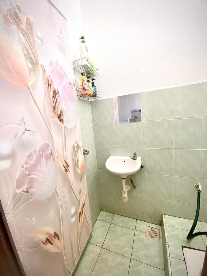 Lh Homestay Bandar Utama Gua Musang Esterno foto